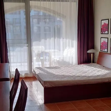 Green Life Beach Private Studio Beach Front Flat First Line Kavatsi Smokinya *